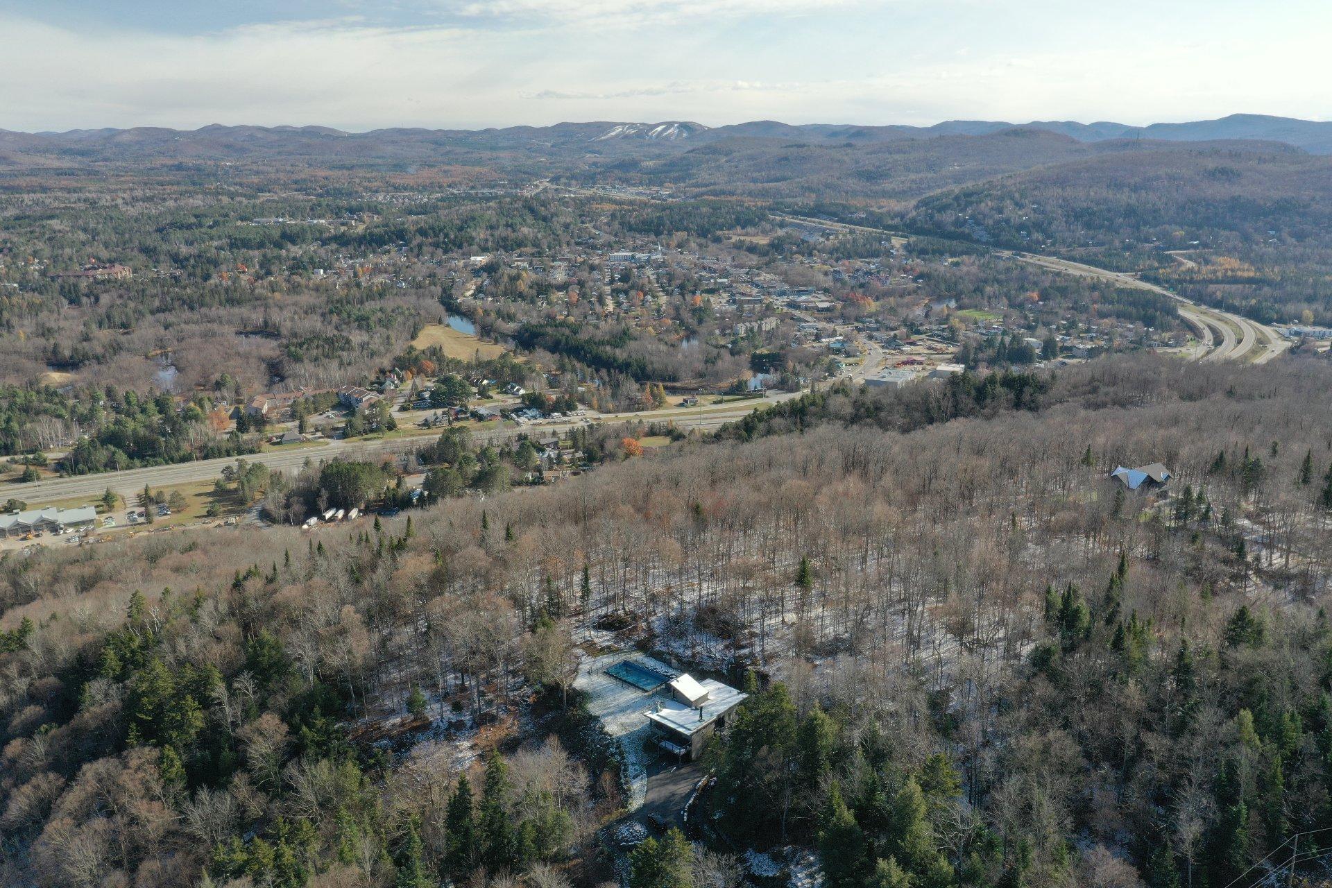 












Ch. du Grand-Pic

,
Mont-Tremblant,







QC
J8E0J8

