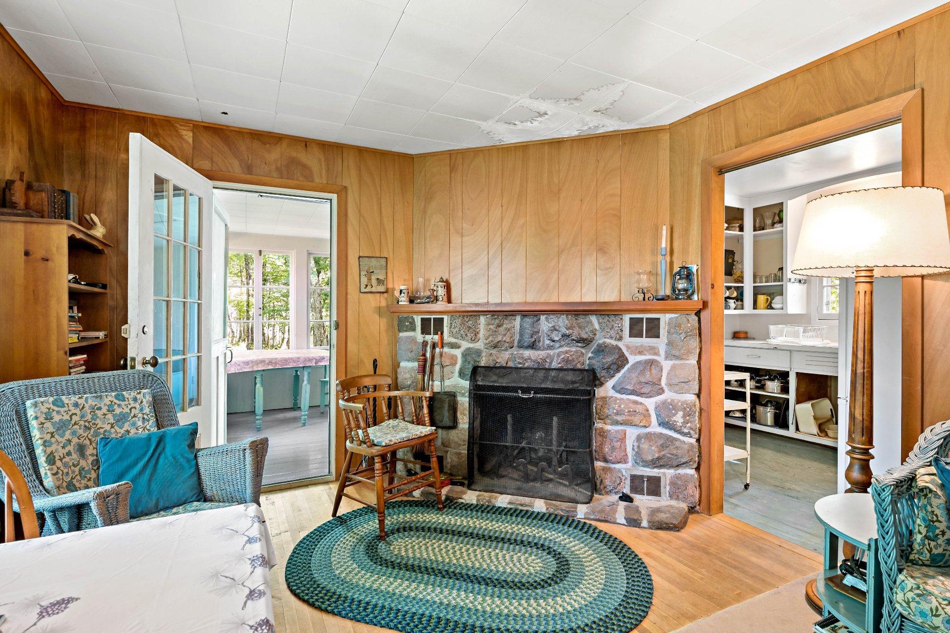 









2335


Rue Labelle

,
Mont-Tremblant,




QC
J8E1T8

