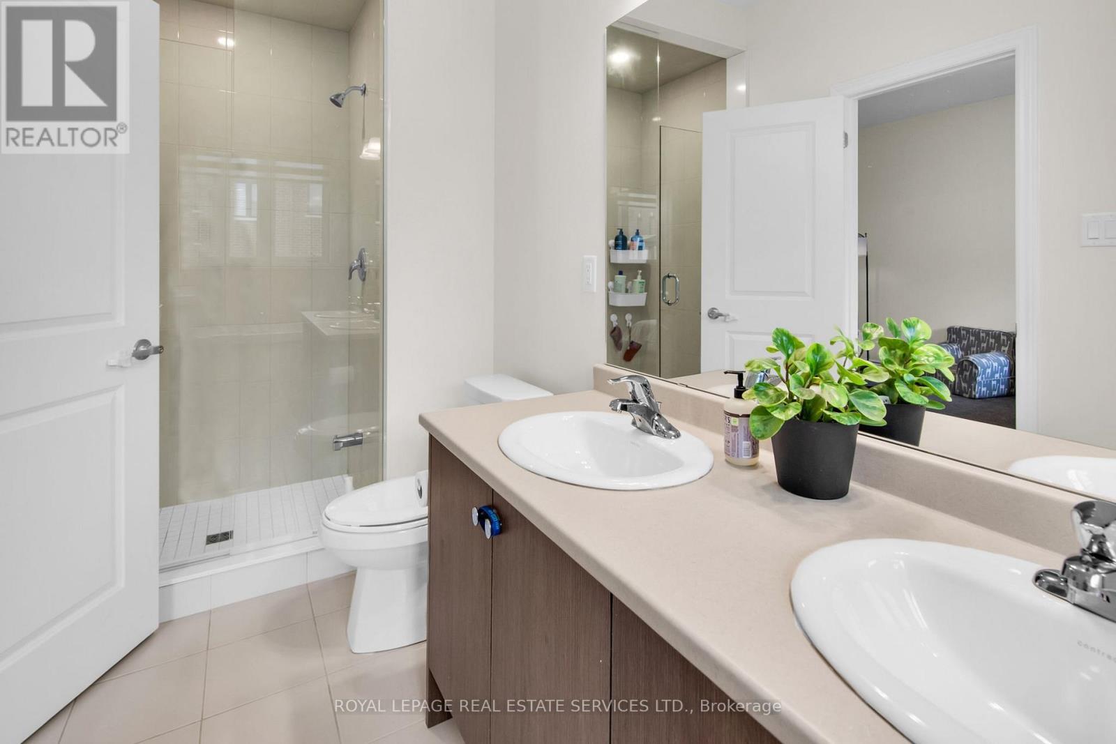 












1437 ALMONTE DRIVE

,
Burlington,




Ontario
L7P3W5

