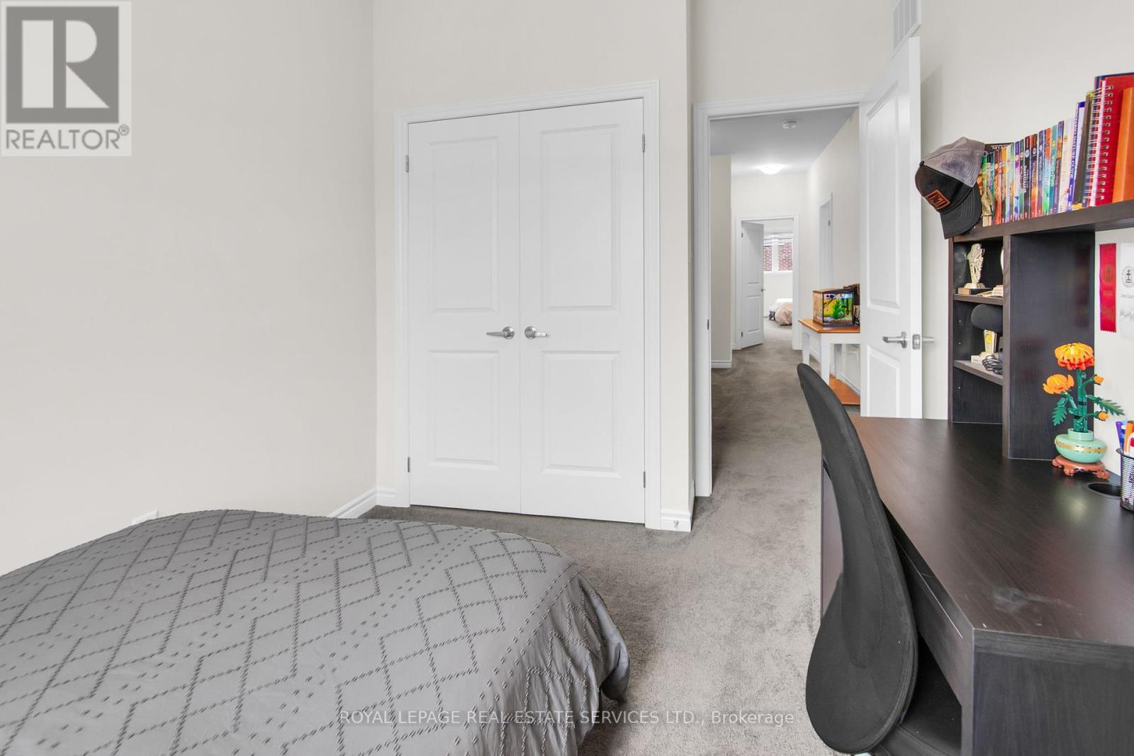 












1437 ALMONTE DRIVE

,
Burlington,




Ontario
L7P3W5

