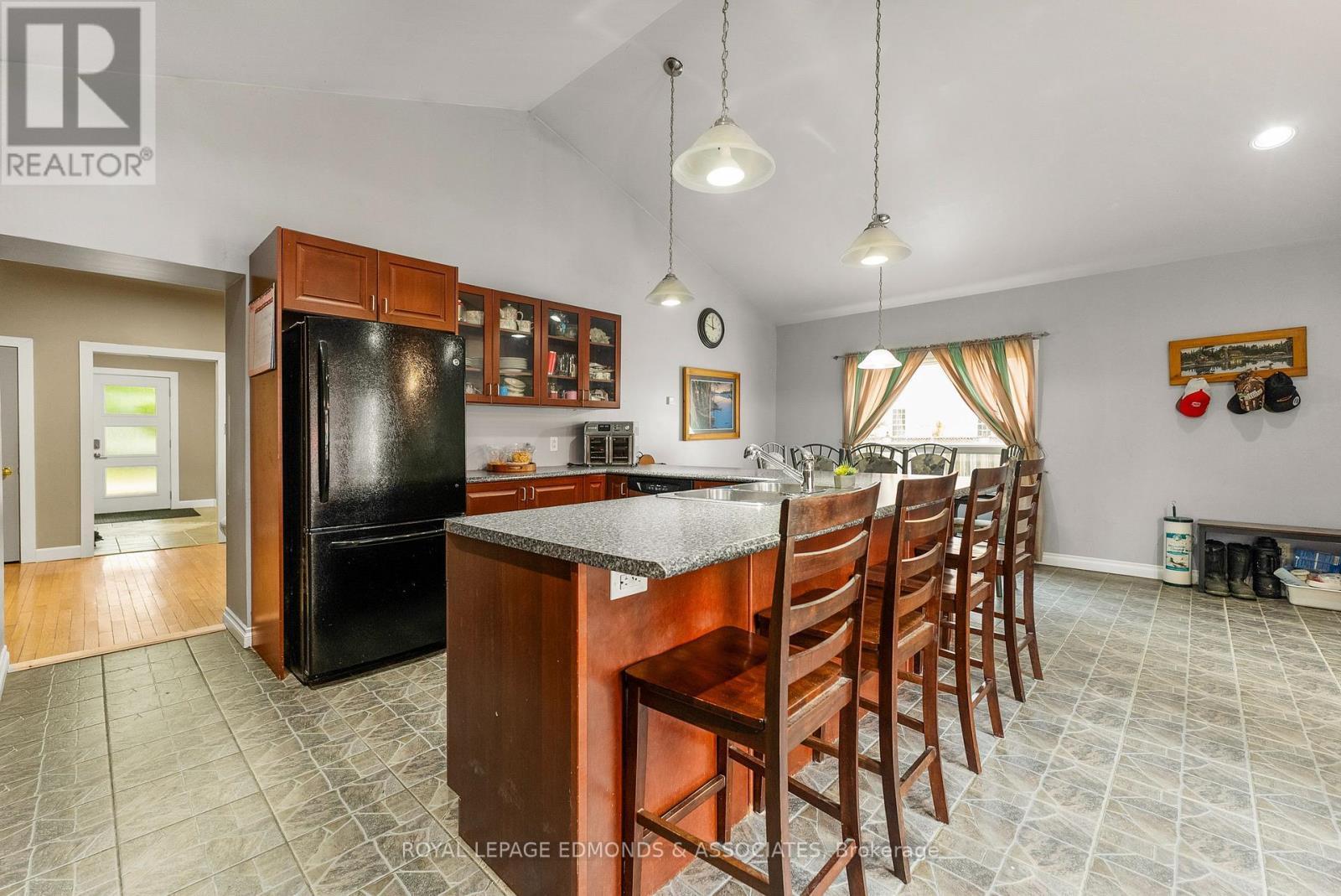 












428 TRAFALGAR ROAD

,
Pembroke,




Ontario
K8A5B5

