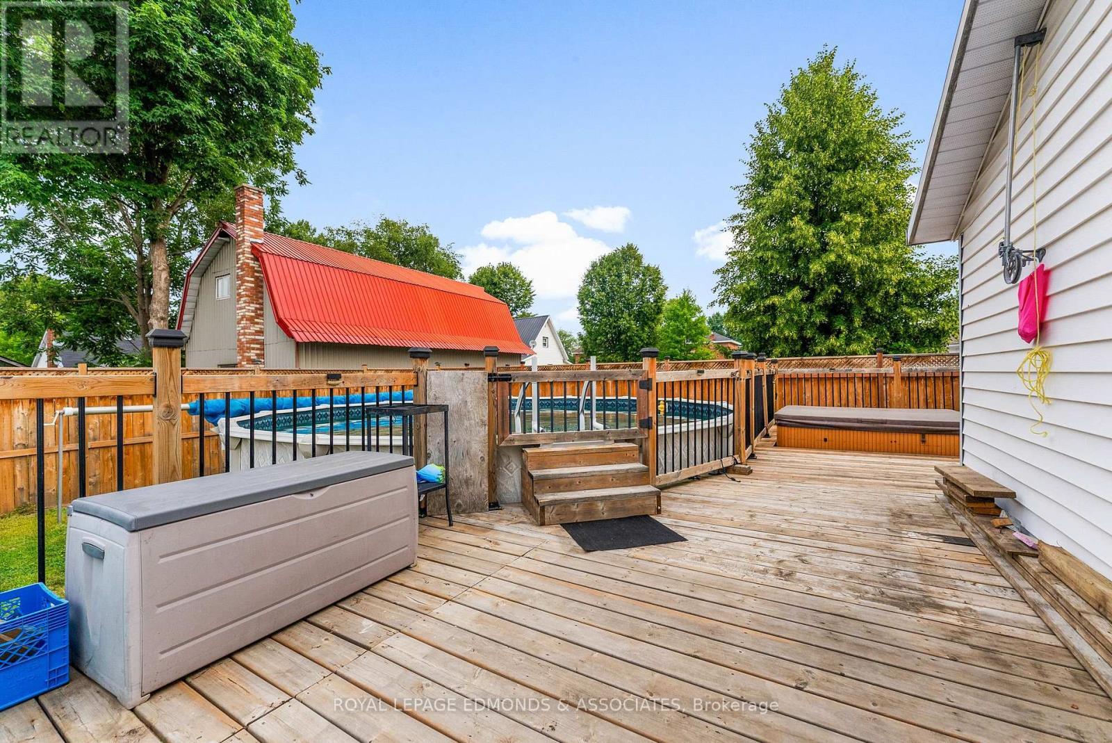 












428 TRAFALGAR ROAD

,
Pembroke,




Ontario
K8A5B5

