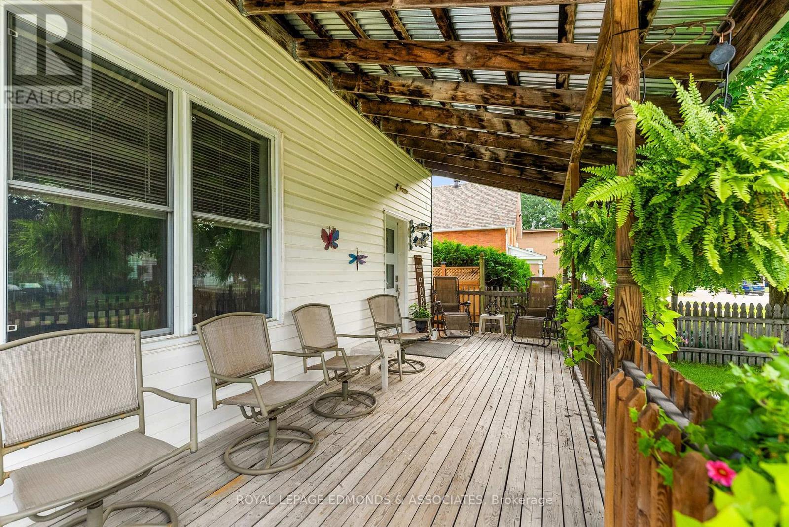












428 TRAFALGAR ROAD

,
Pembroke,




Ontario
K8A5B5

