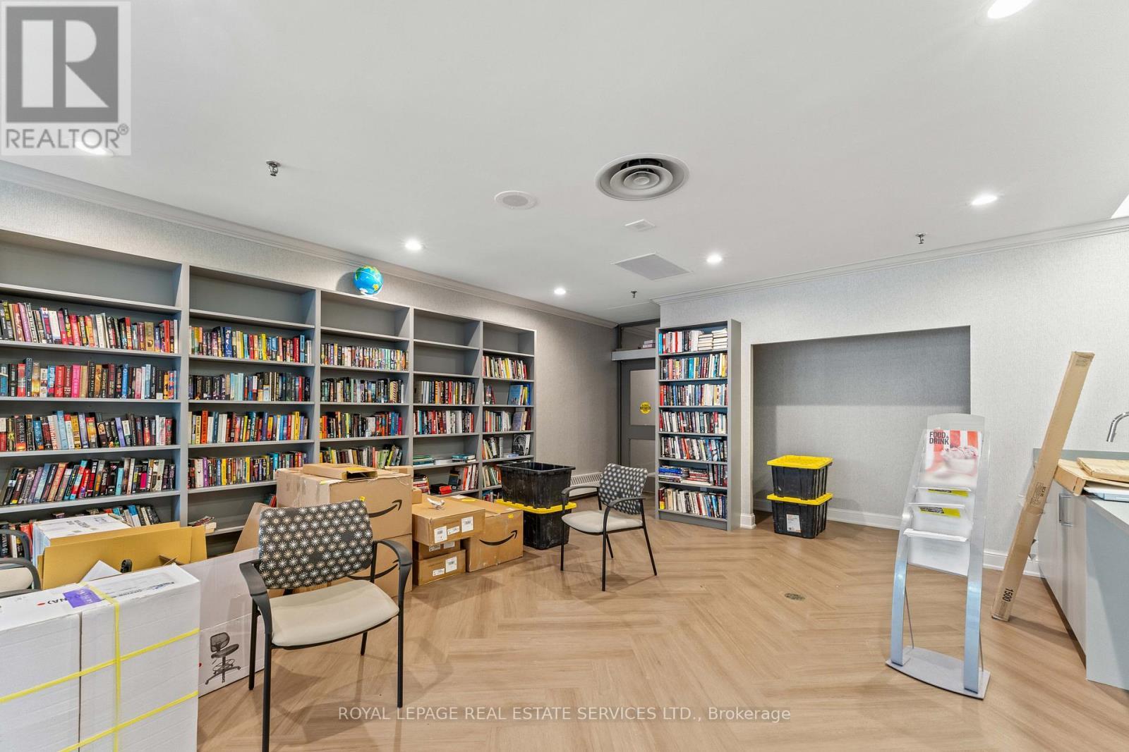 












1711 - 5444 YONGE STREET

,
Toronto,




Ontario
M2N6J4

