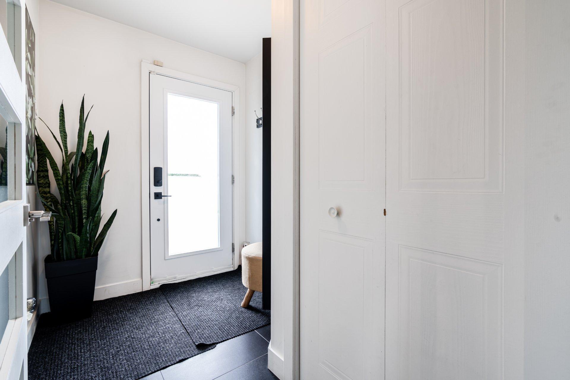 









238


Rue de la Renaissance

,
Blainville,




QC
J7B1S7

