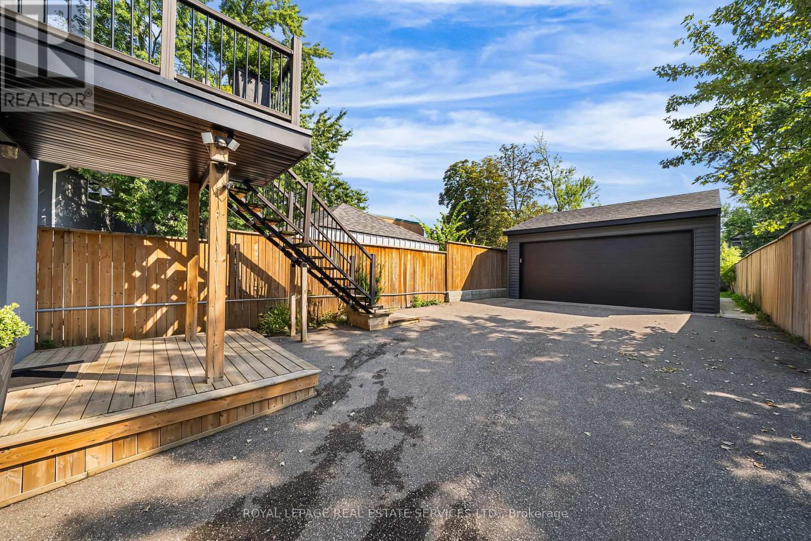 












2 - 50 ARCADIAN CIRCLE

,
Toronto,




Ontario
M8W2Y9

