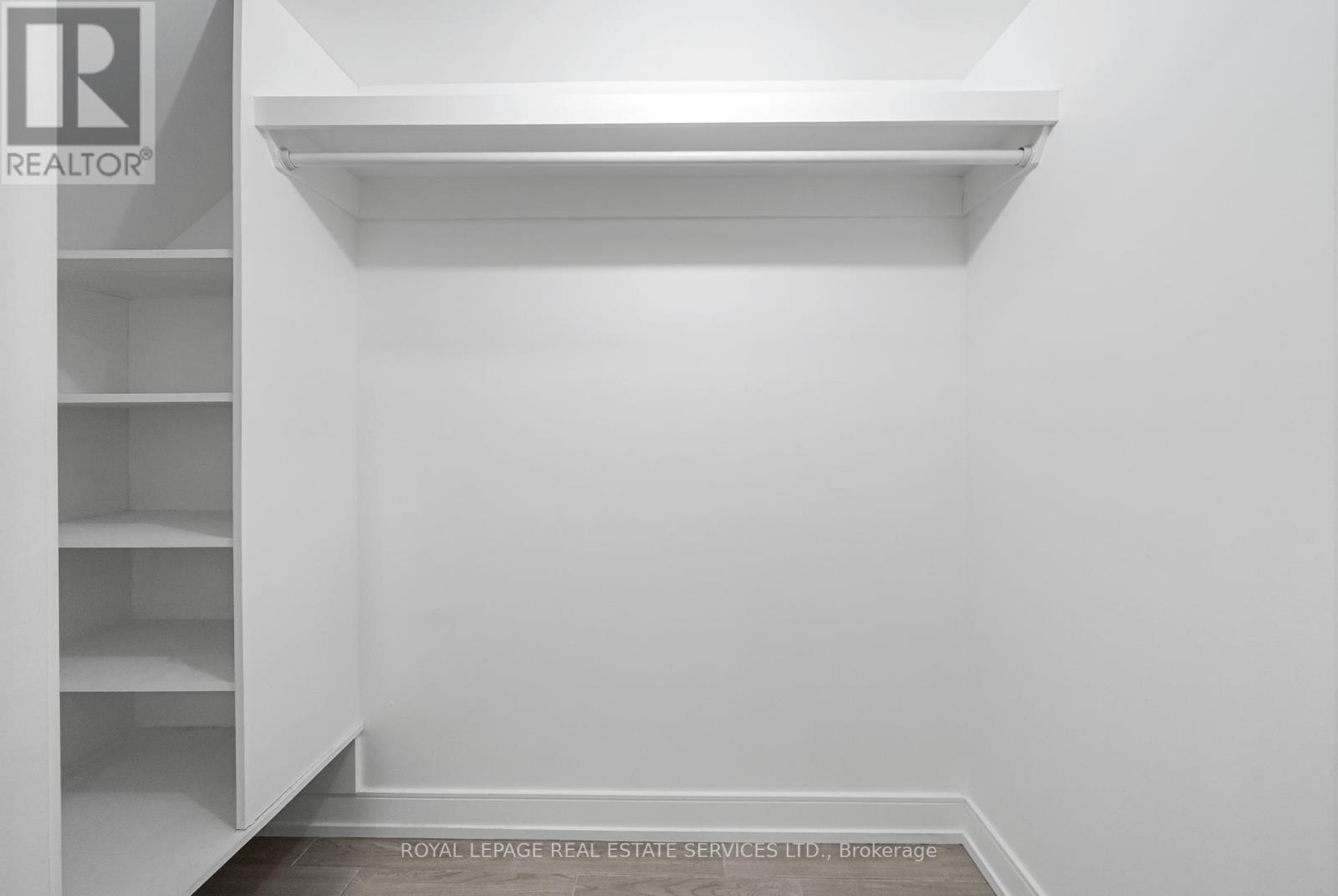 












3 - 50 ARCADIAN CIRCLE

,
Toronto,




Ontario
M8W2Y9

