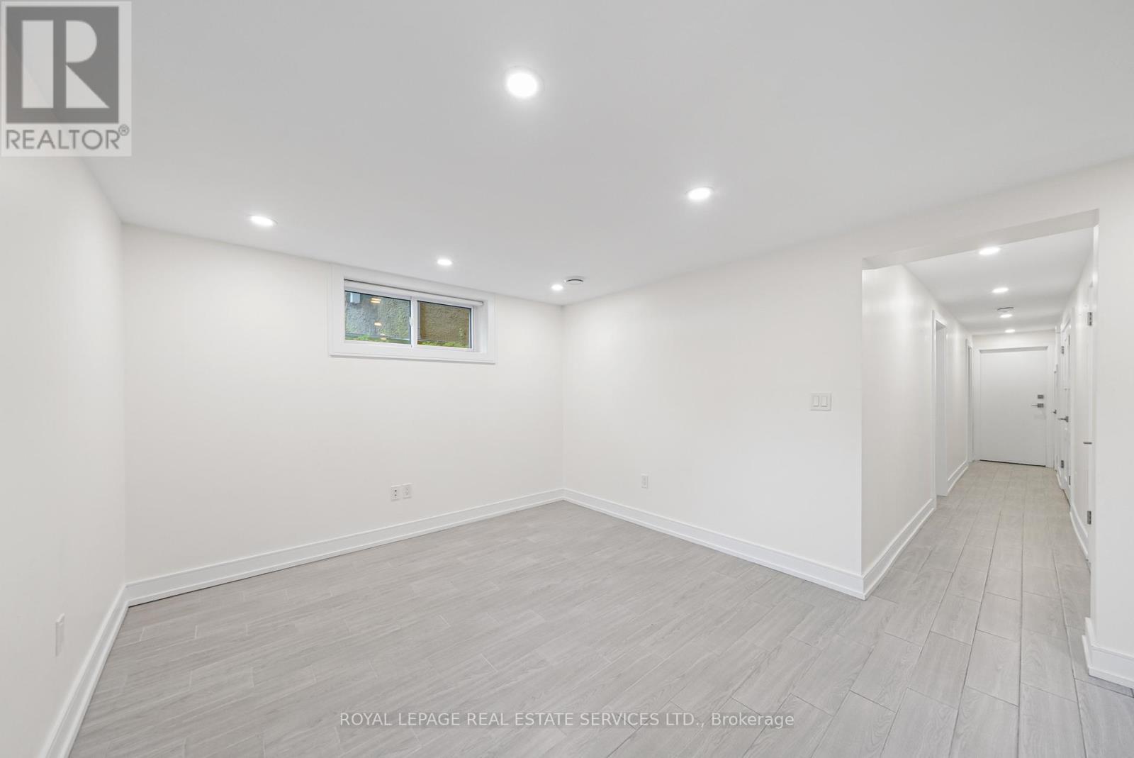 












3 - 50 ARCADIAN CIRCLE

,
Toronto,




Ontario
M8W2Y9

