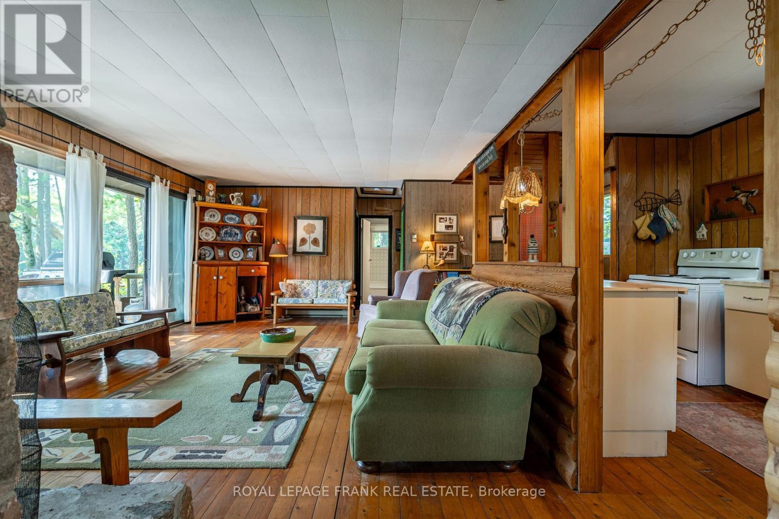 












428 & 430 ISLAND 7 STONEY LAKE

,
Douro-Dummer,




Ontario
K0L2H0


