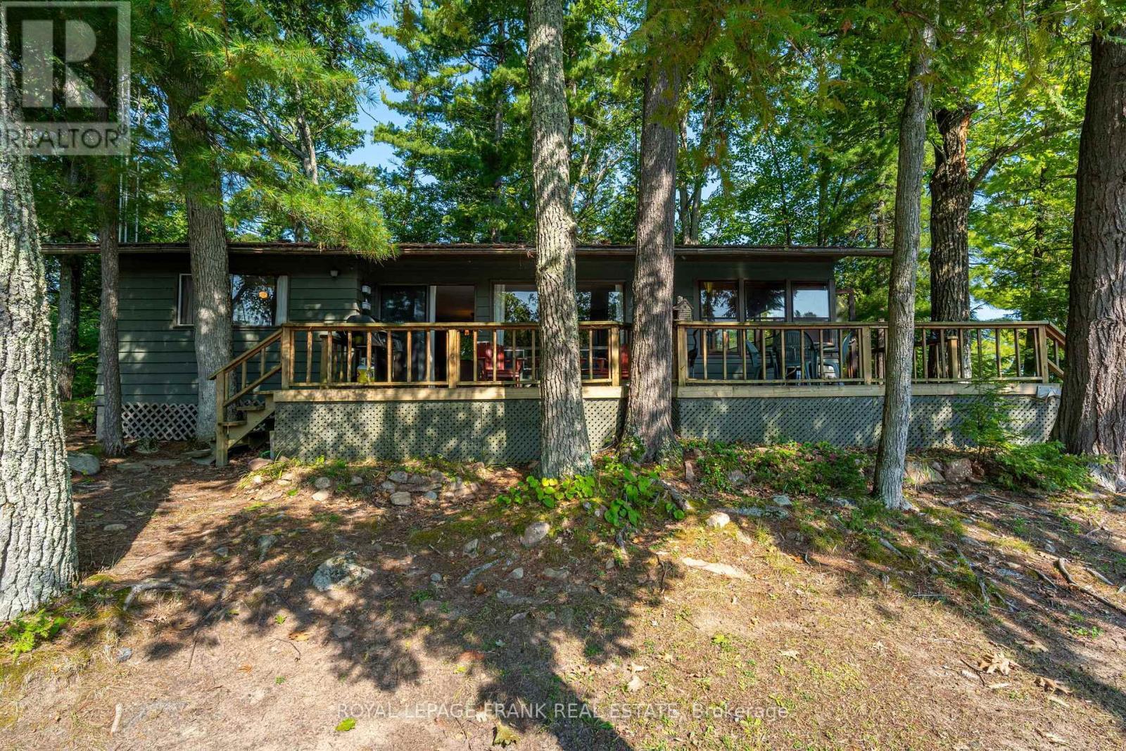 












428 & 430 ISLAND 7 STONEY LAKE

,
Douro-Dummer,




Ontario
K0L2H0

