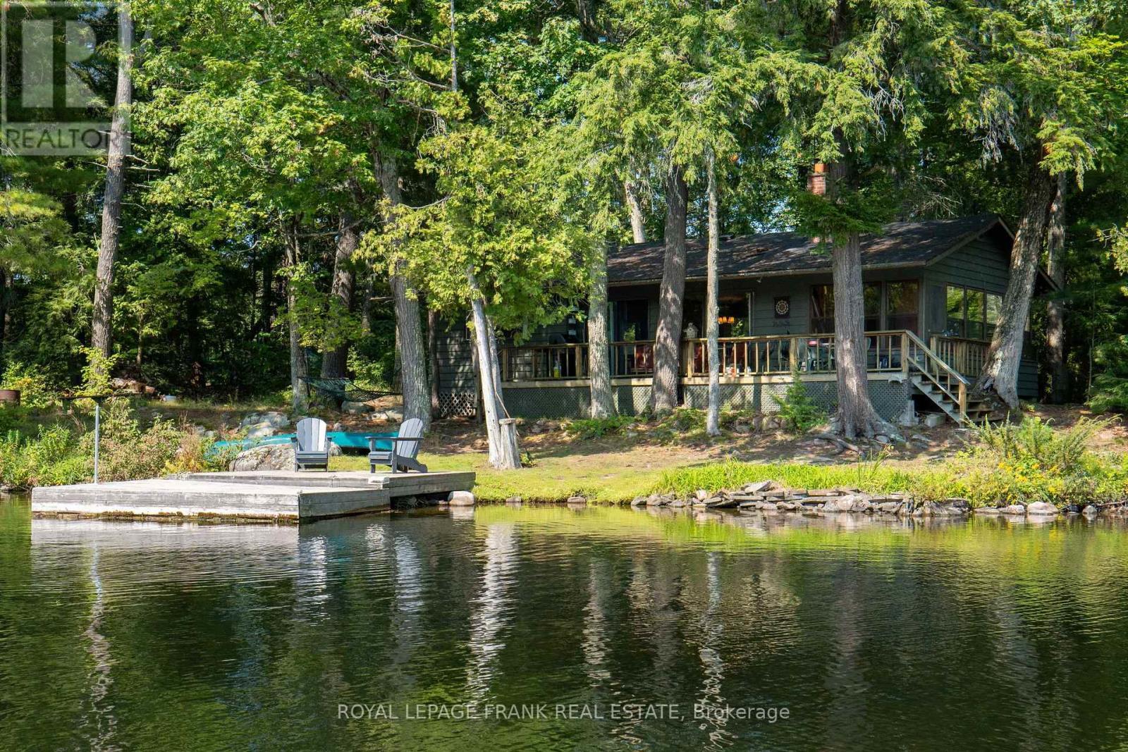 












428 & 430 ISLAND 7 STONEY LAKE

,
Douro-Dummer,




Ontario
K0L2H0

