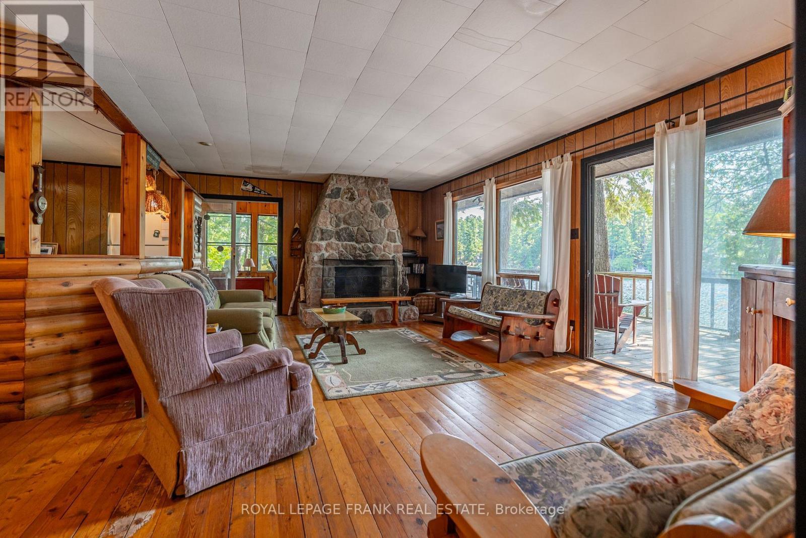 












428 & 430 ISLAND 7 STONEY LAKE

,
Douro-Dummer,




Ontario
K0L2H0

