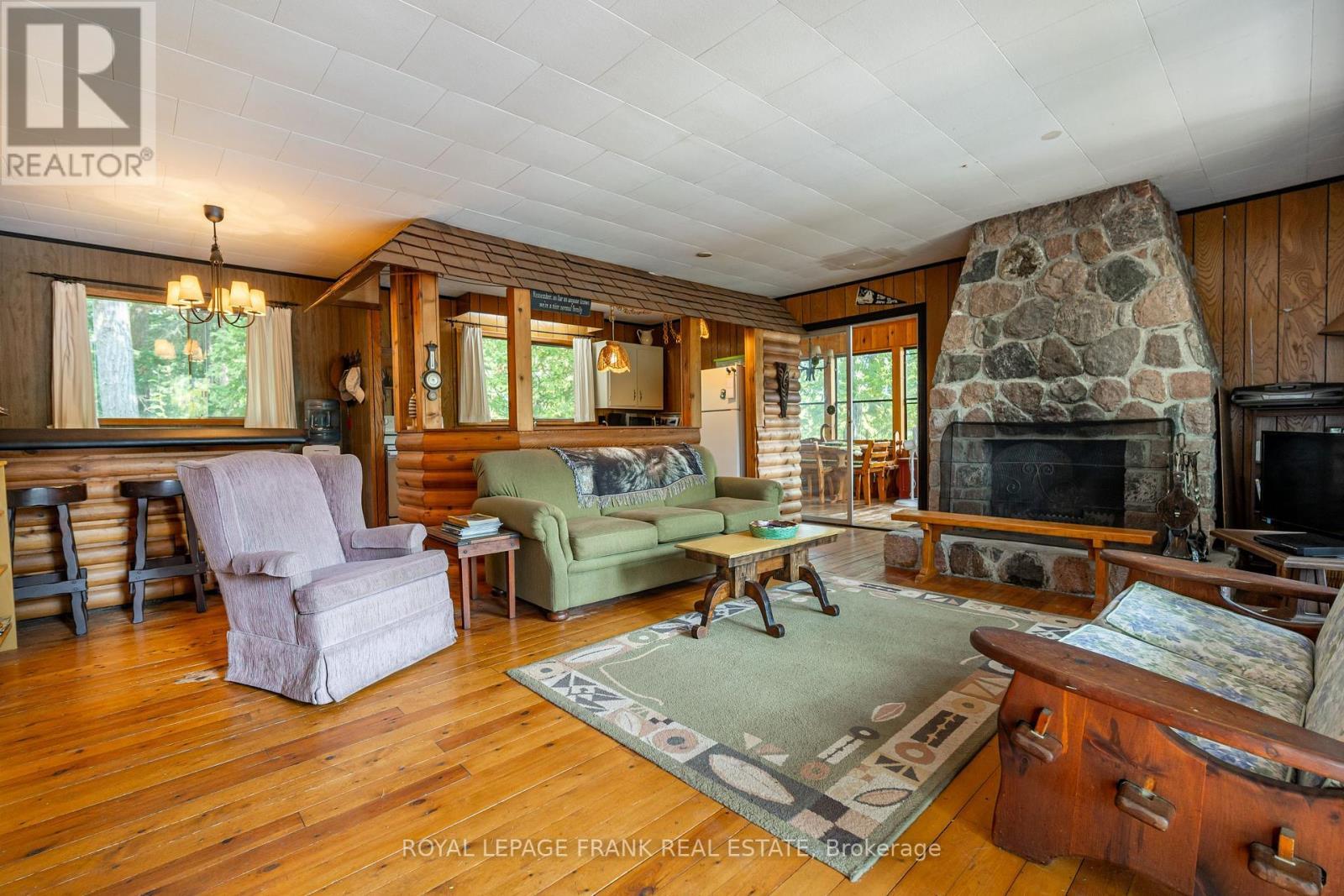 












428 & 430 ISLAND 7 STONEY LAKE

,
Douro-Dummer,




Ontario
K0L2H0

