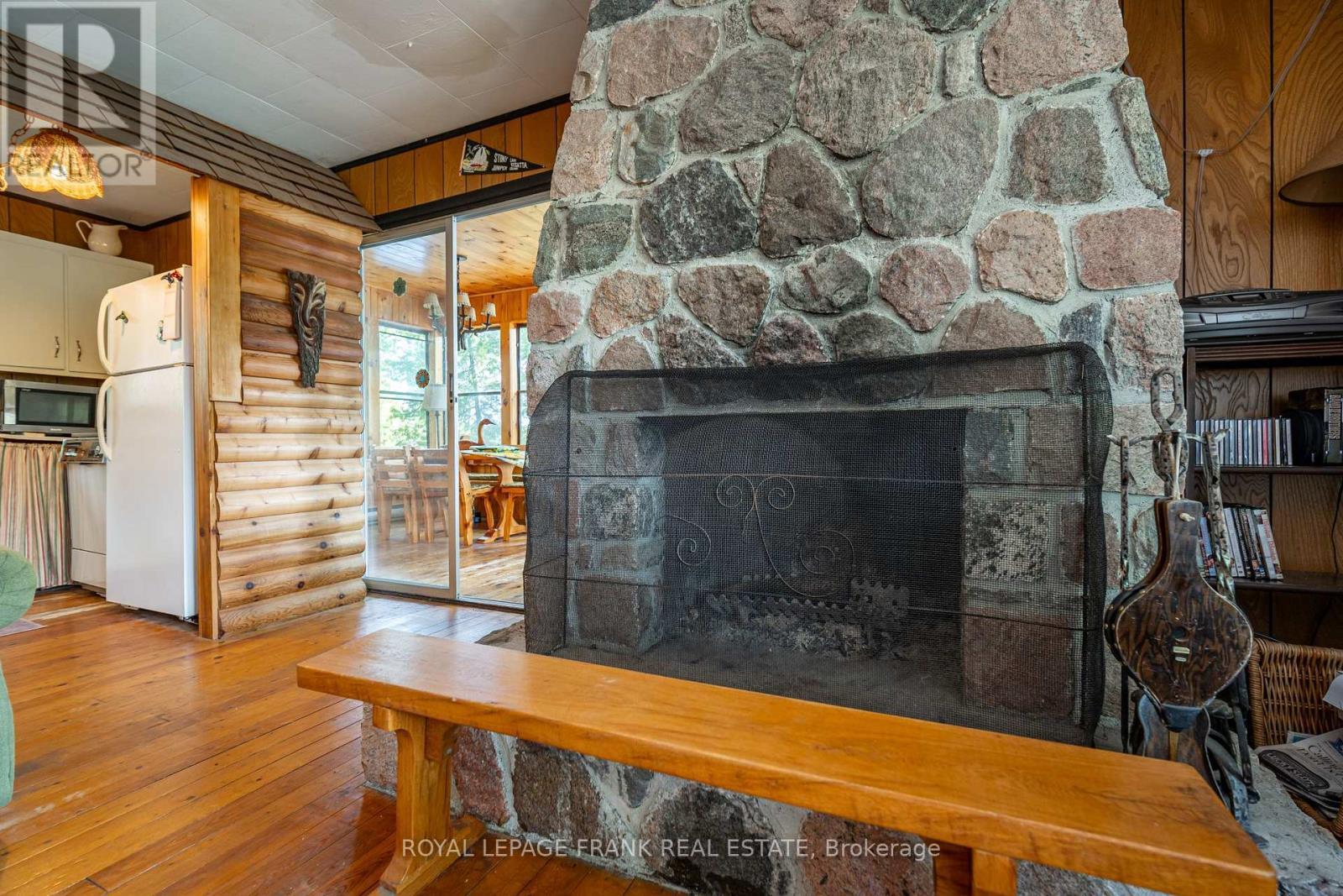 












428 & 430 ISLAND 7 STONEY LAKE

,
Douro-Dummer,




Ontario
K0L2H0

