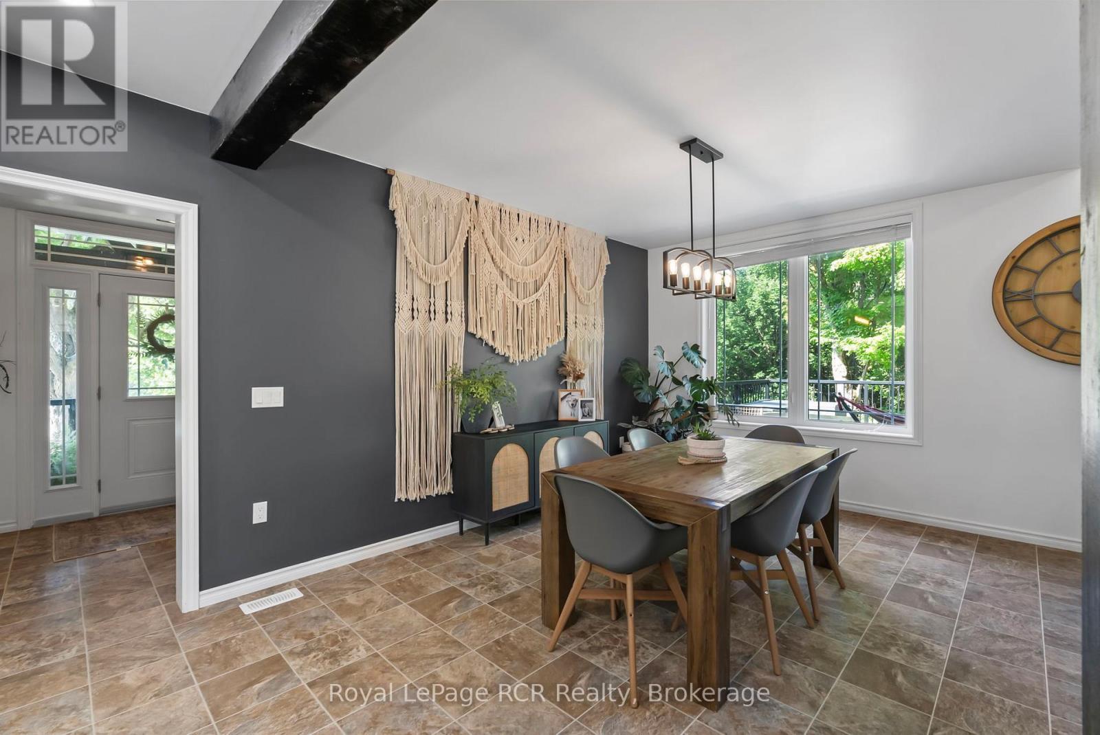 












39626 GLENANNON ROAD

,
Morris Turnberry (Turnberry),




Ontario
N0G2W0

