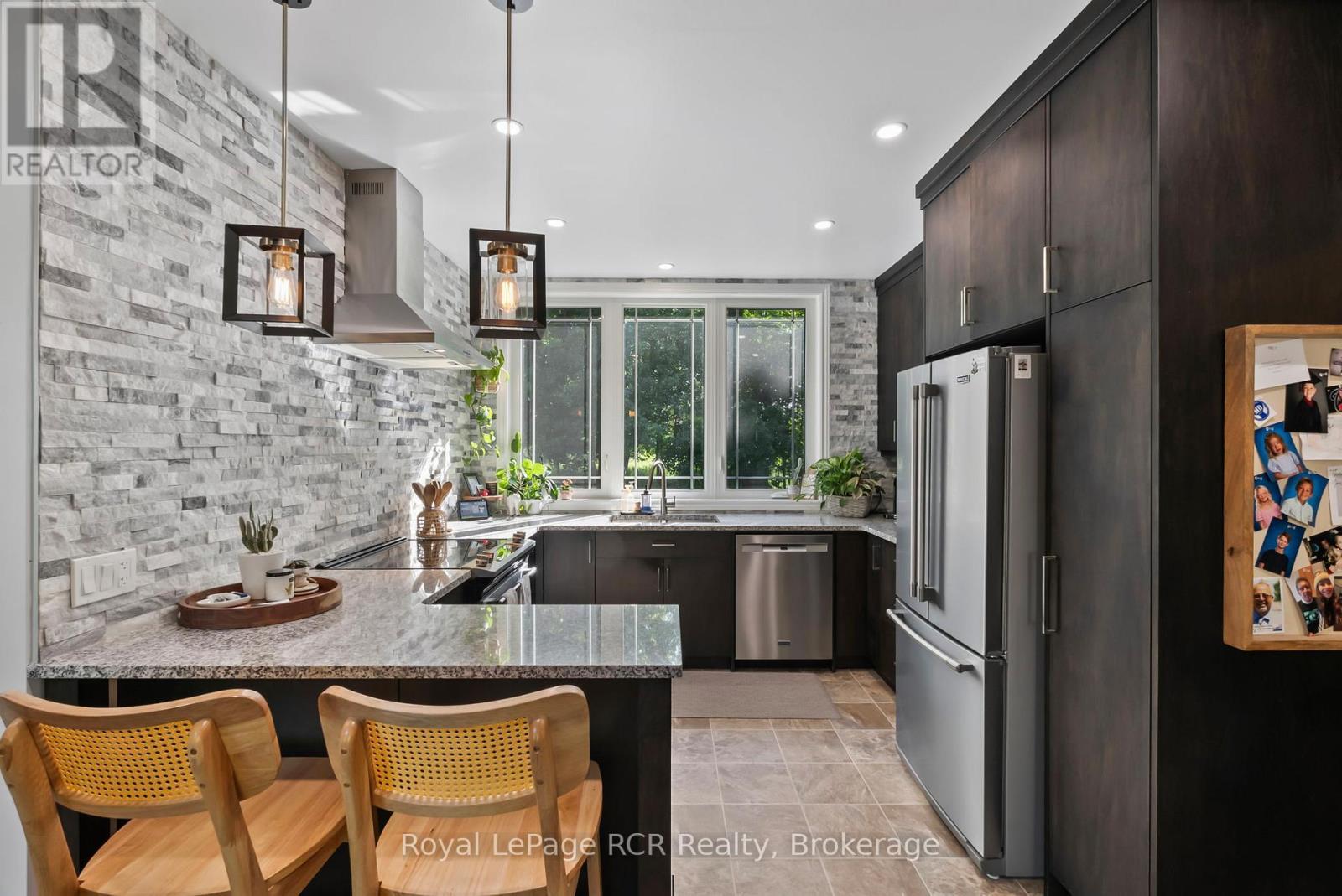 












39626 GLENANNON ROAD

,
Morris Turnberry (Turnberry),




Ontario
N0G2W0

