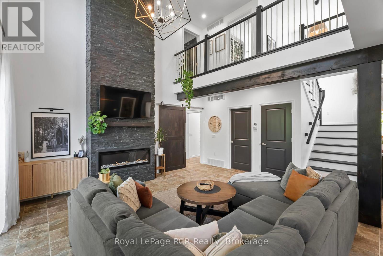 












39626 GLENANNON ROAD

,
Morris Turnberry (Turnberry),




Ontario
N0G2W0

