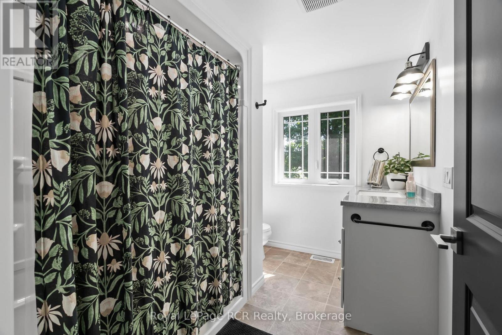 












39626 GLENANNON ROAD

,
Morris Turnberry (Turnberry),




Ontario
N0G2W0

