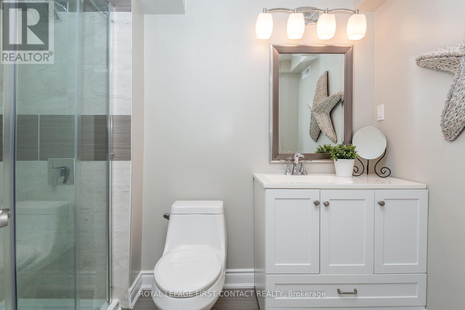 












11 HERITAGE ROAD

,
Innisfil,




Ontario
L0L1L0

