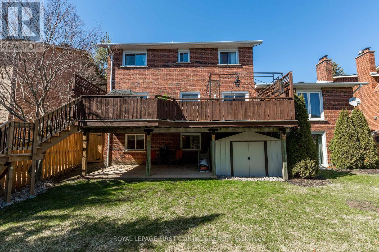 












11 HERITAGE ROAD

,
Innisfil,




Ontario
L0L1L0

