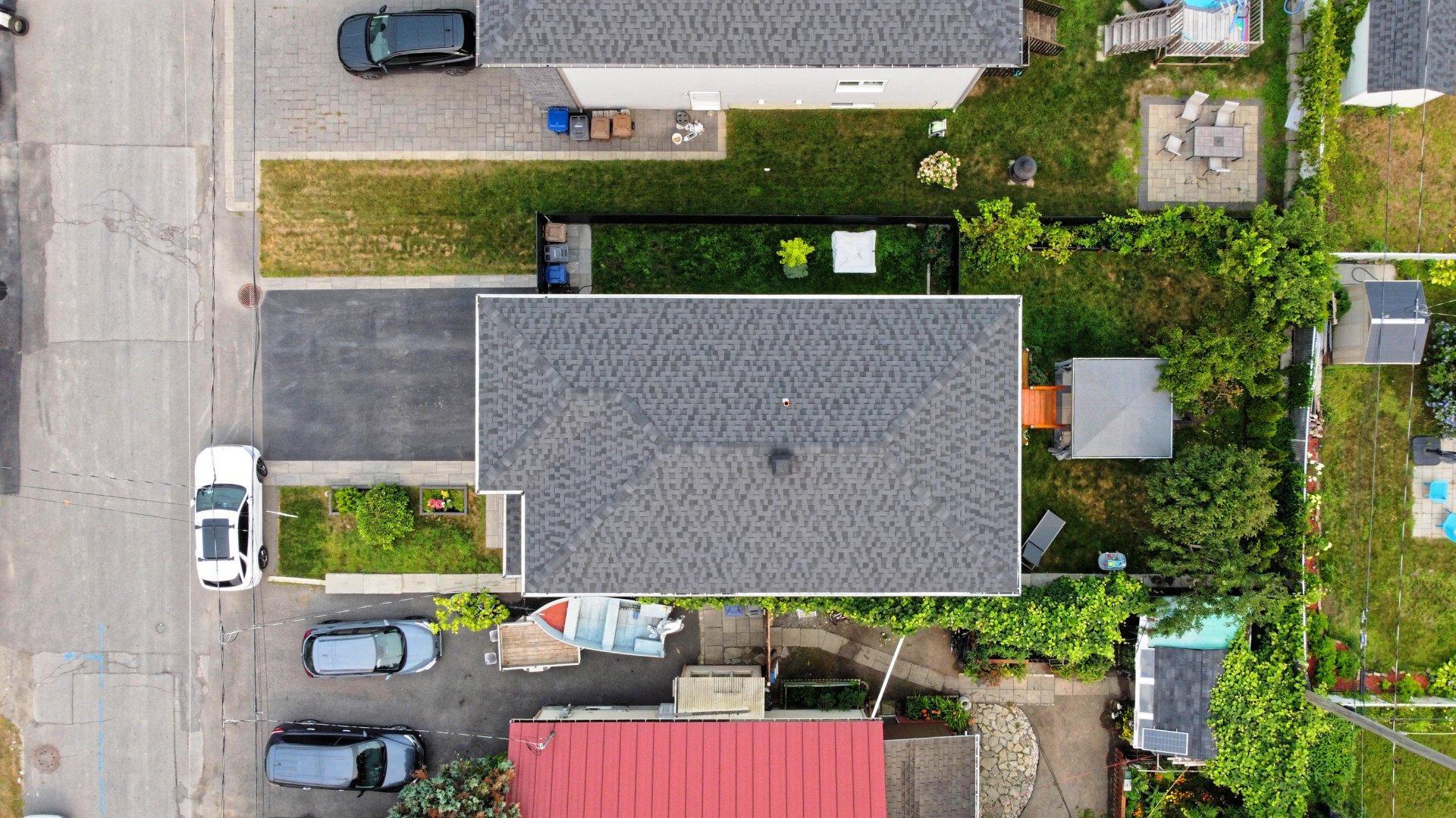 









615


4e Avenue

,
Laval (Fabreville),




QC
H7R4K2

