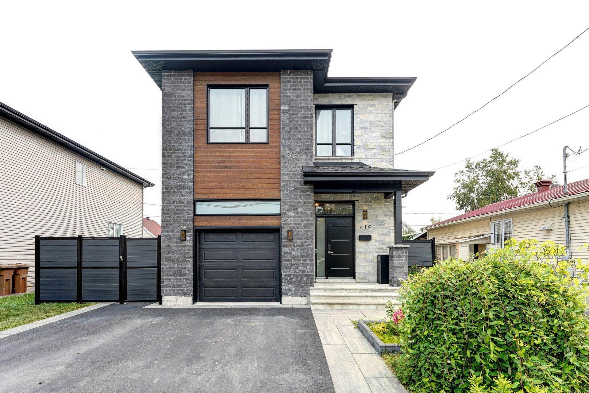 









615


4e Avenue

,
Laval (Fabreville),




QC
H7R4K2

