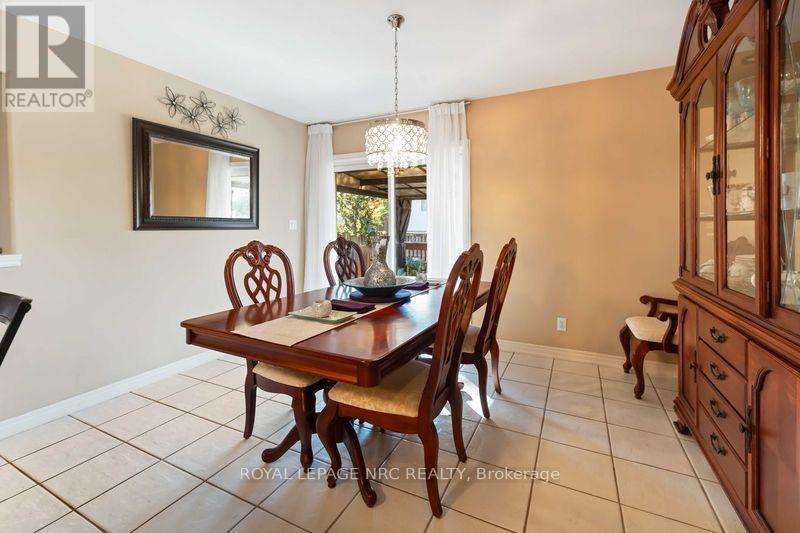 












5349 BEAVER VALLEY WAY

,
Niagara Falls (Ascot),




Ontario
L2H3K4

