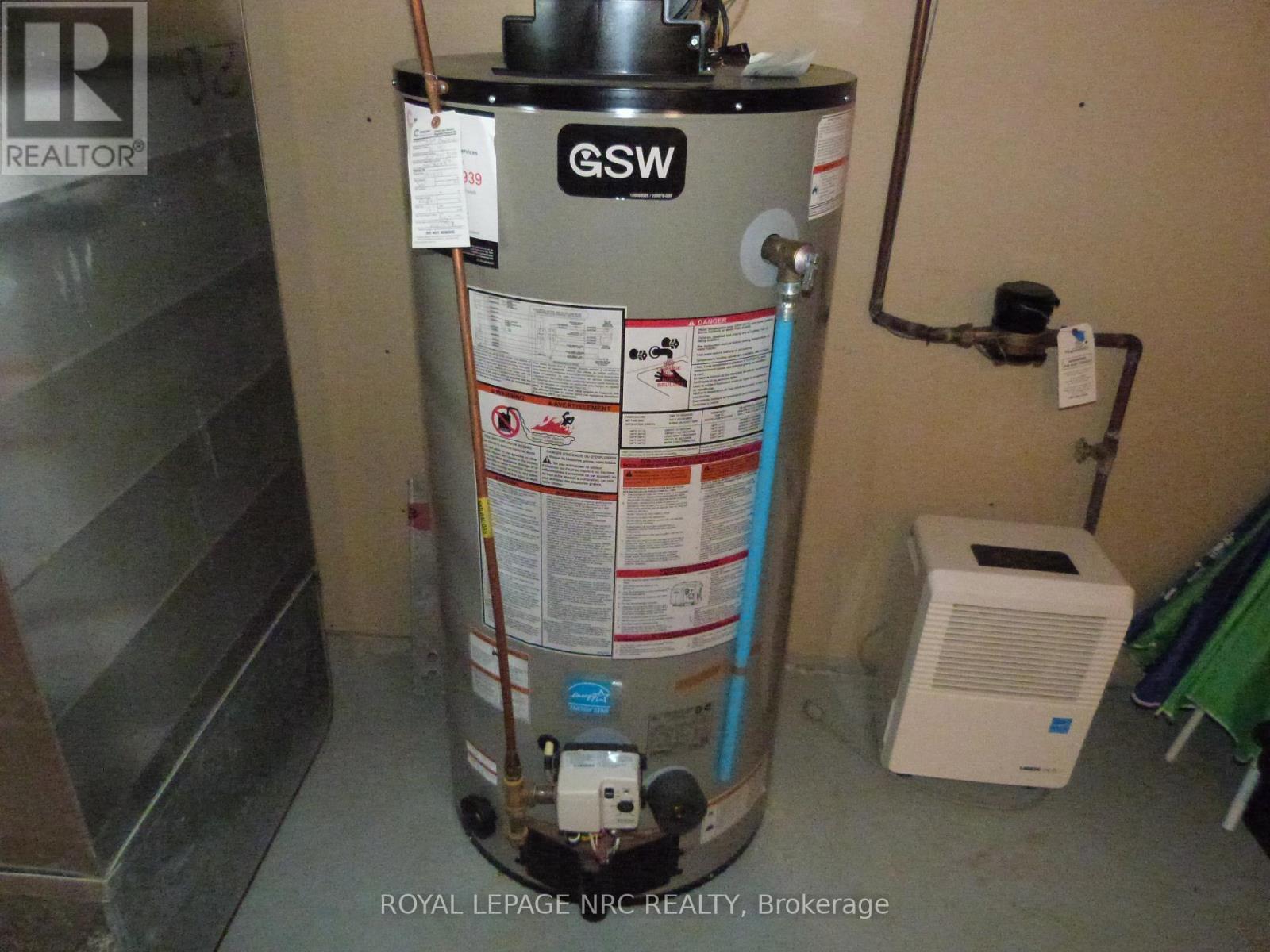 












5349 BEAVER VALLEY WAY

,
Niagara Falls (Ascot),




Ontario
L2H3K4

