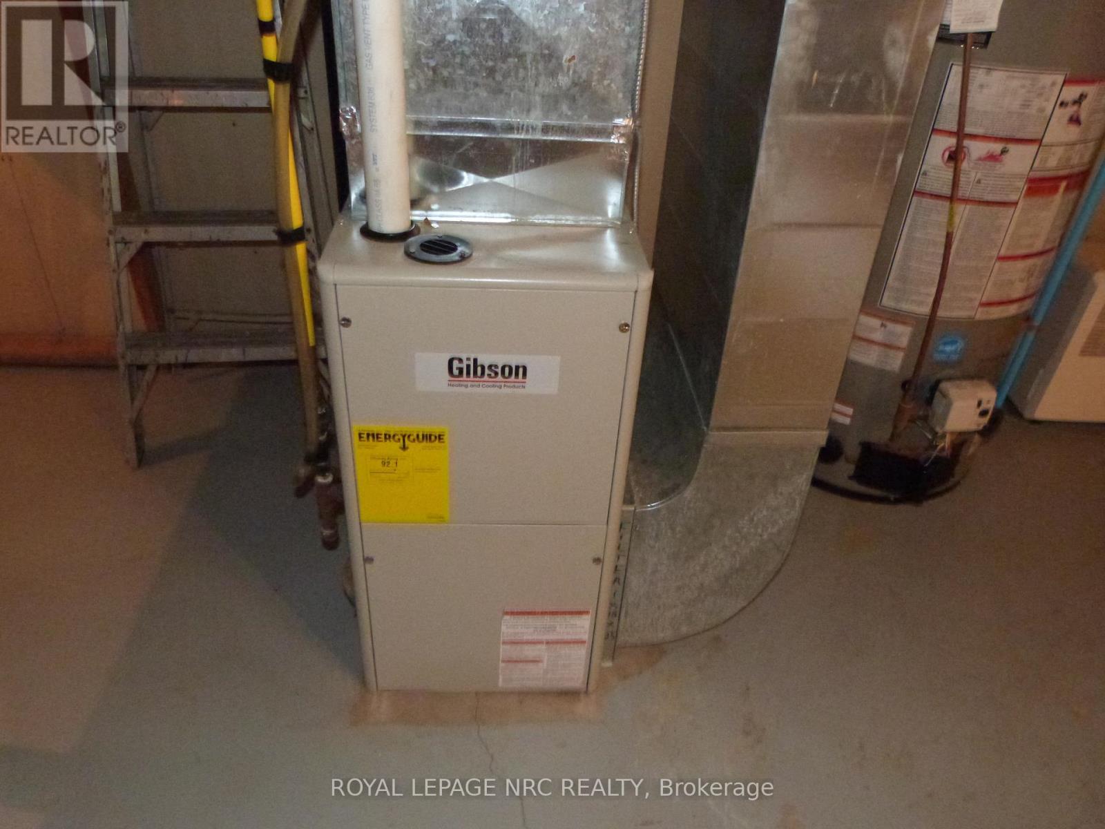 












5349 BEAVER VALLEY WAY

,
Niagara Falls (Ascot),




Ontario
L2H3K4

