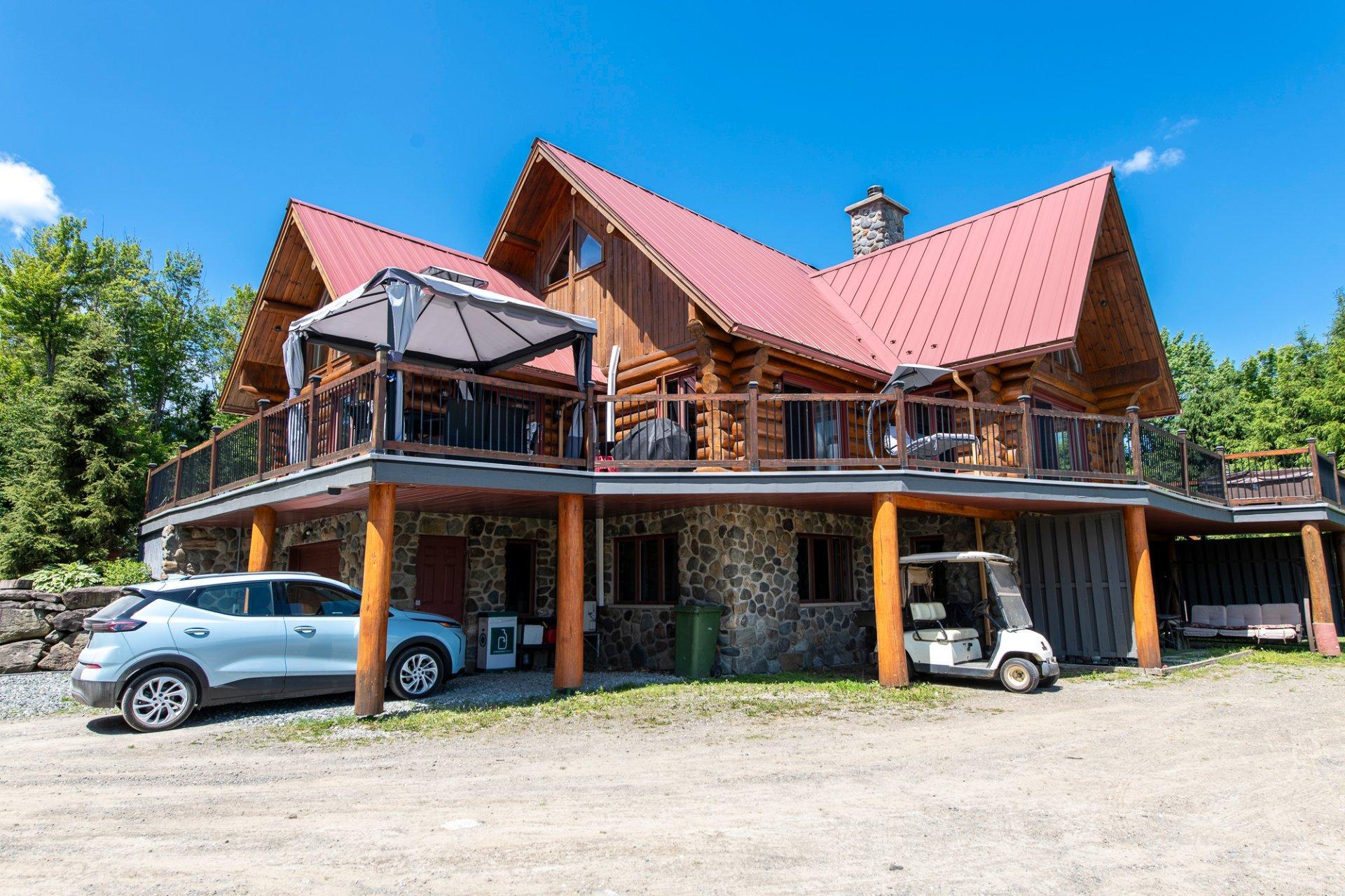 









5Z


Ch. Ledoux

,
Saint-Étienne-de-Bolton,




QC
J0E2E0

