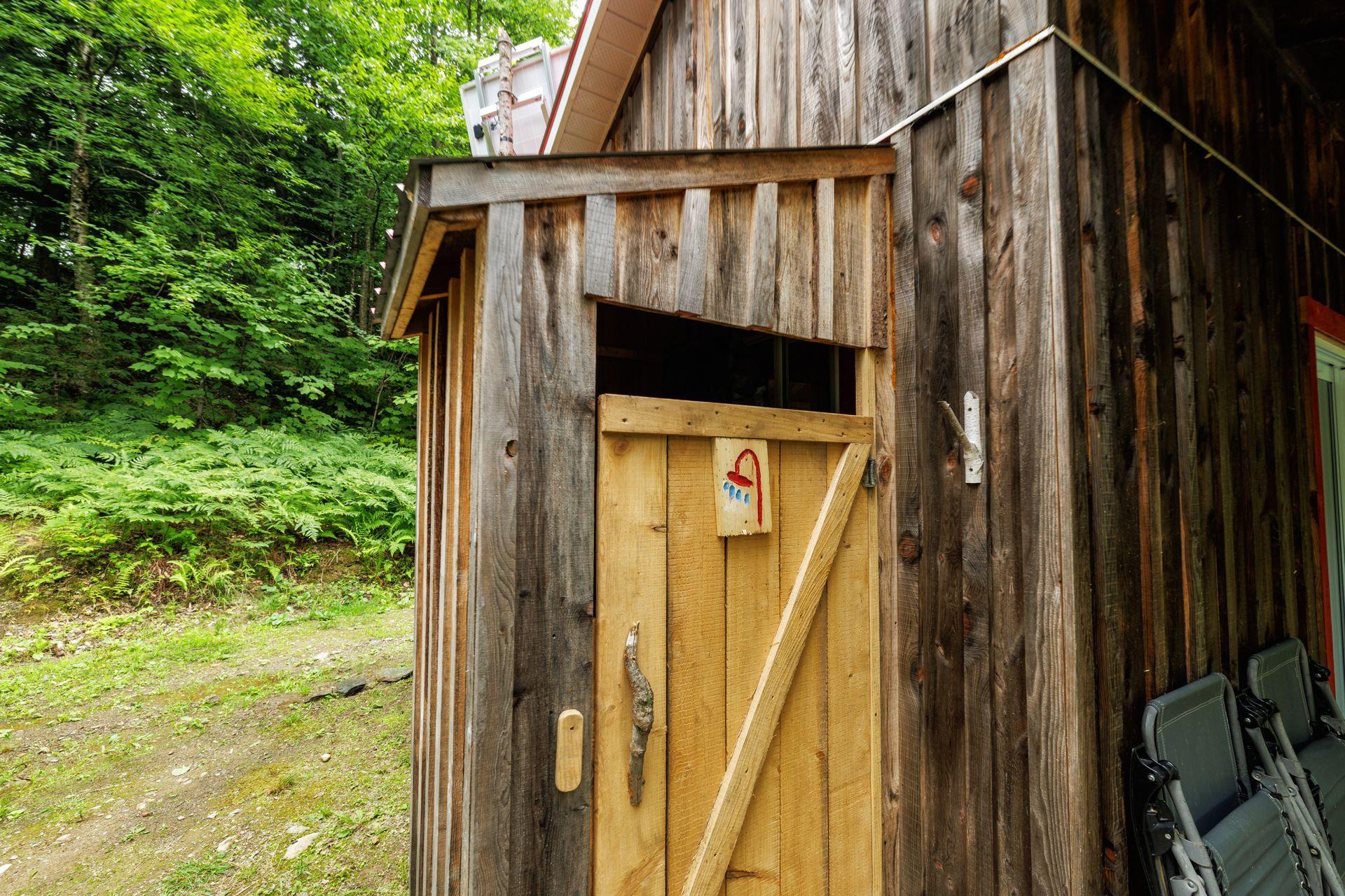 









5Z


Ch. Ledoux

,
Saint-Étienne-de-Bolton,




QC
J0E2E0

