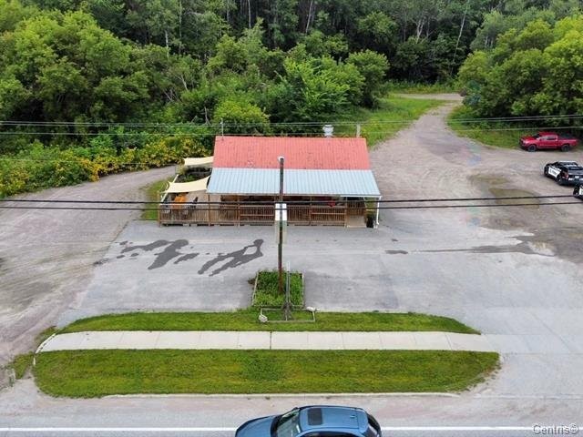 









391


Route 148

,
Shawville,




QC
J0X2Y0

