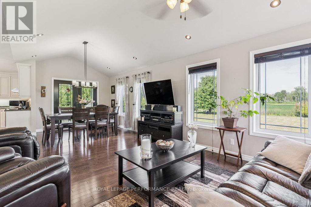 












401 BASELINE ROAD

,
Clarence-Rockland,




Ontario
K4K1K9


