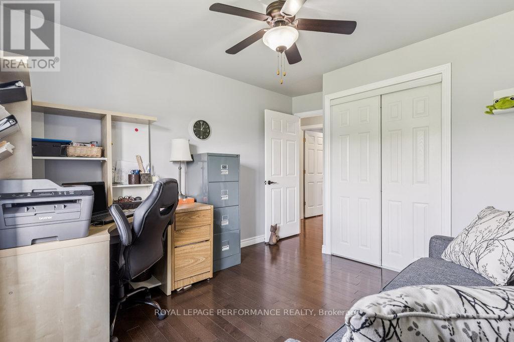 












401 BASELINE ROAD

,
Clarence-Rockland,




Ontario
K4K1K9

