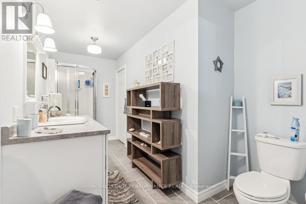












401 BASELINE ROAD

,
Clarence-Rockland,




Ontario
K4K1K9

