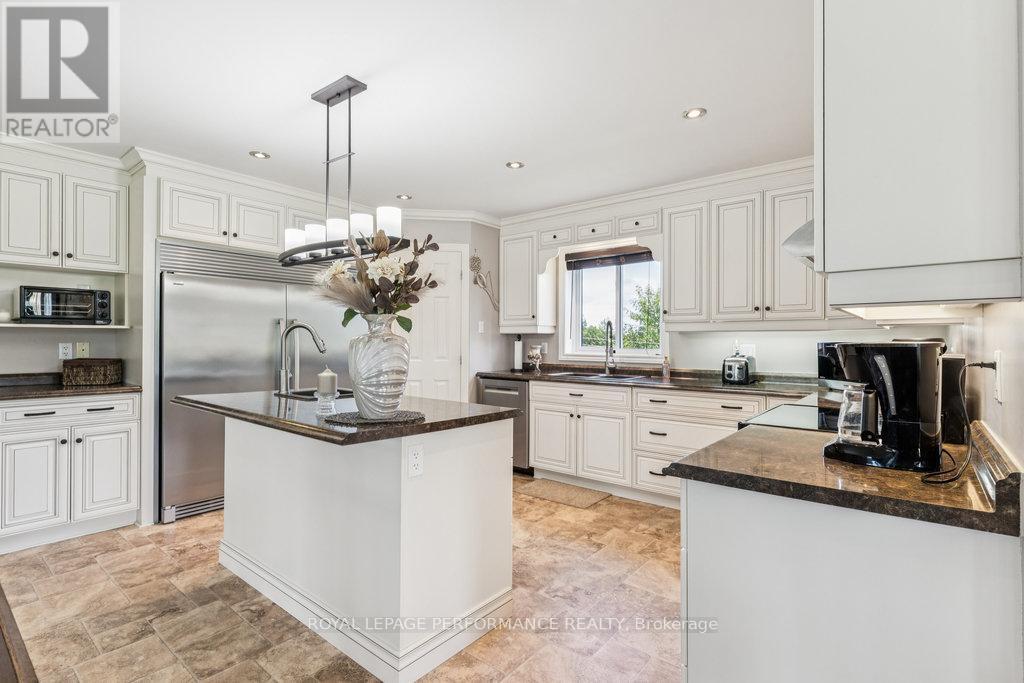 












401 BASELINE ROAD

,
Clarence-Rockland,




Ontario
K4K1K9

