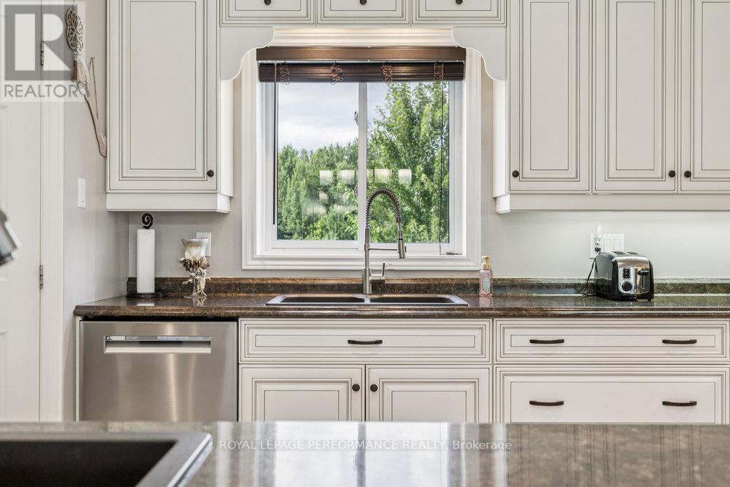 












401 BASELINE ROAD

,
Clarence-Rockland,




Ontario
K4K1K9

