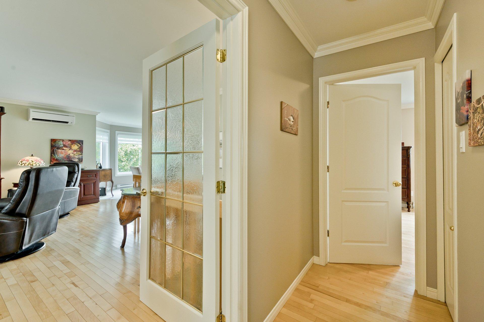 









1587


Rue Millet

,
Sherbrooke (Brompton/Rock Forest/Saint-Élie/Deauville),




QC
J1N4J5

