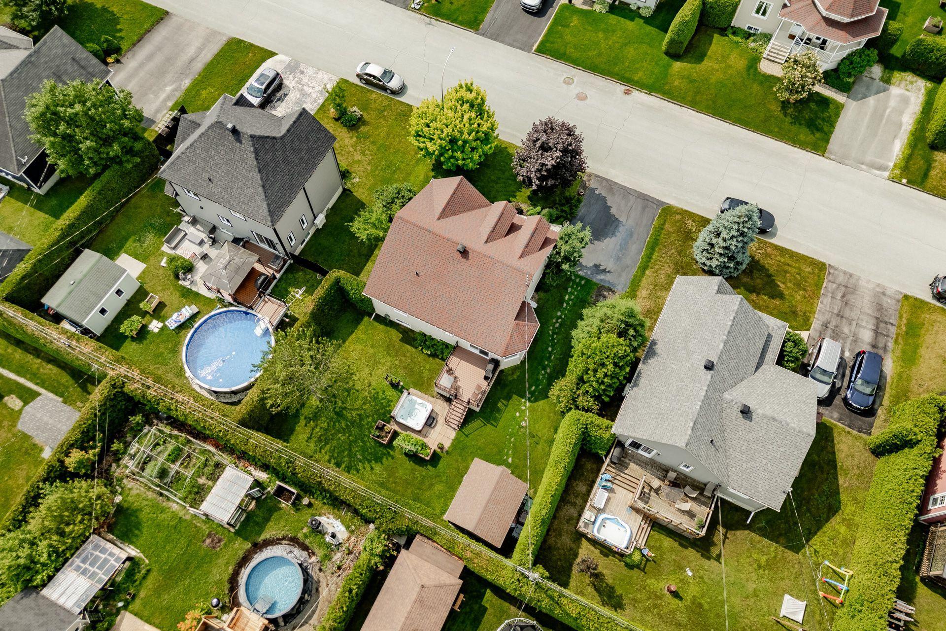 









1587


Rue Millet

,
Sherbrooke (Brompton/Rock Forest/Saint-Élie/Deauville),




QC
J1N4J5

