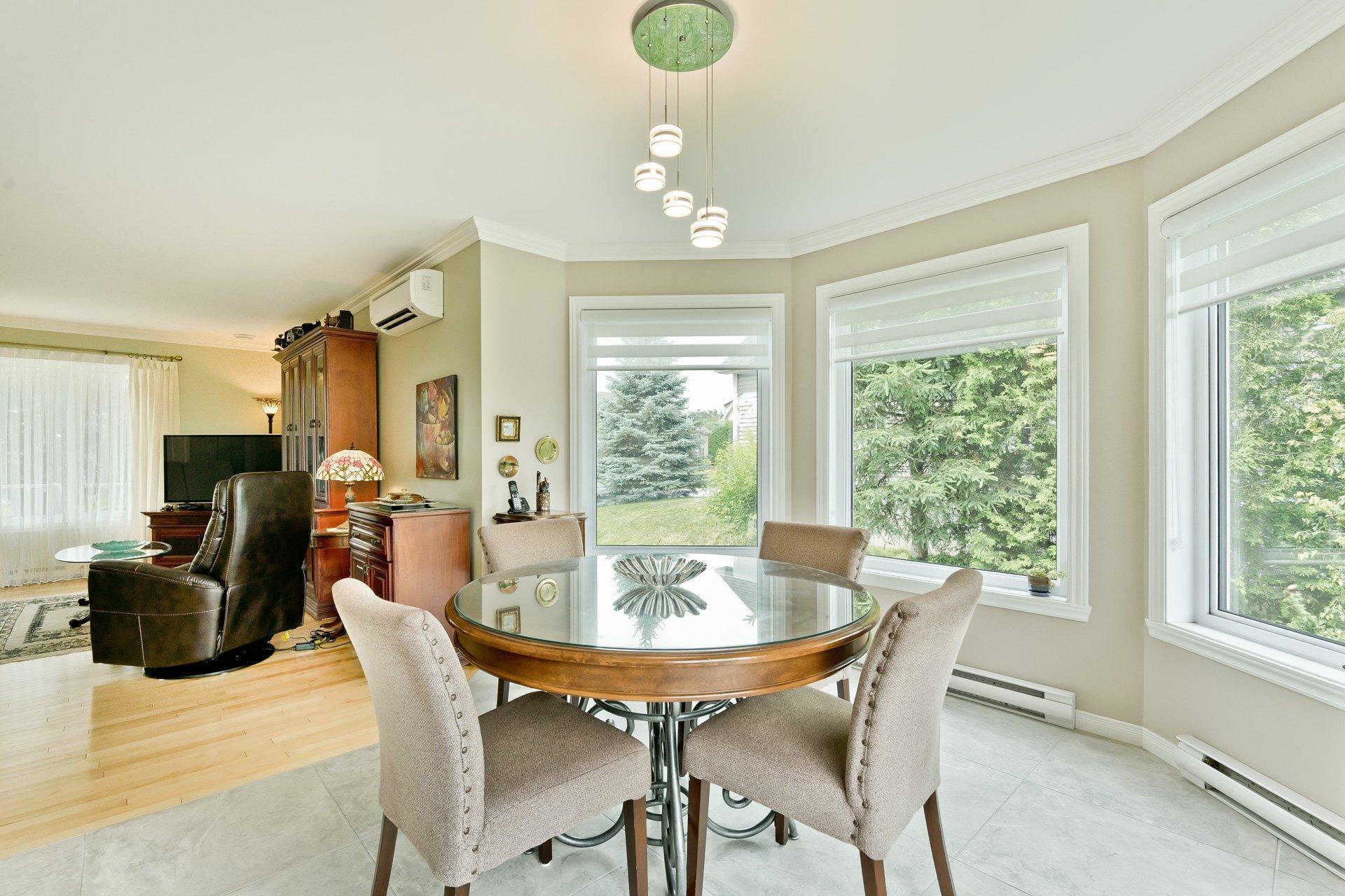 









1587


Rue Millet

,
Sherbrooke (Brompton/Rock Forest/Saint-Élie/Deauville),




QC
J1N4J5

