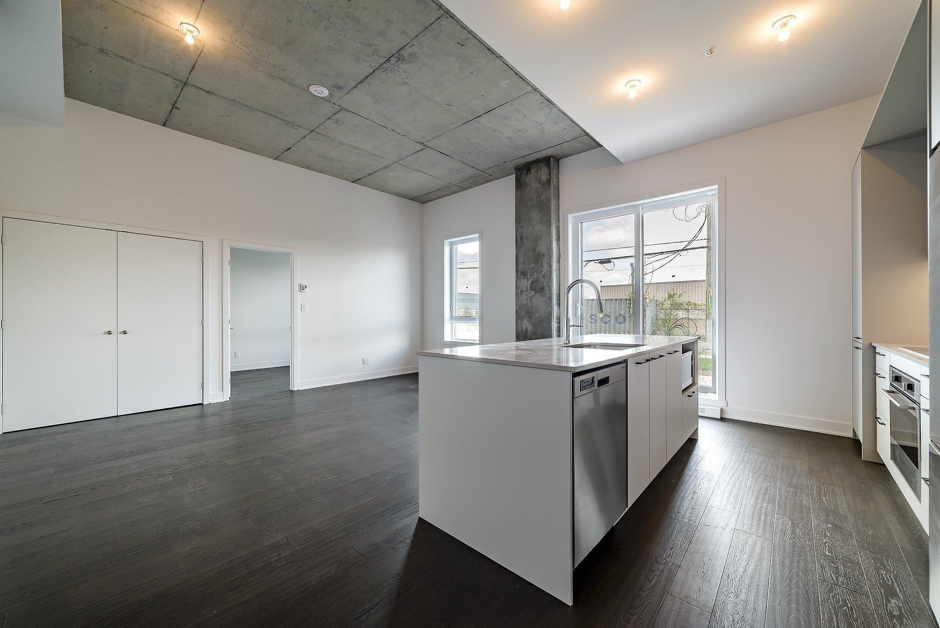 









7227


Boul. Newman

, 105,
Montréal (LaSalle),




QC
H8N0H7

