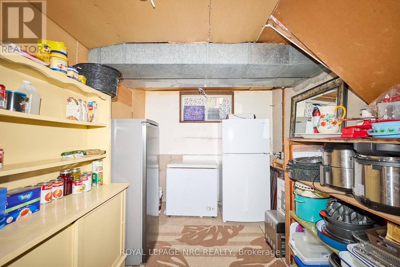 












5875 ST. ANTHONY CRESCENT

,
Niagara Falls (Church's Lane),




Ontario
L2J3X5

