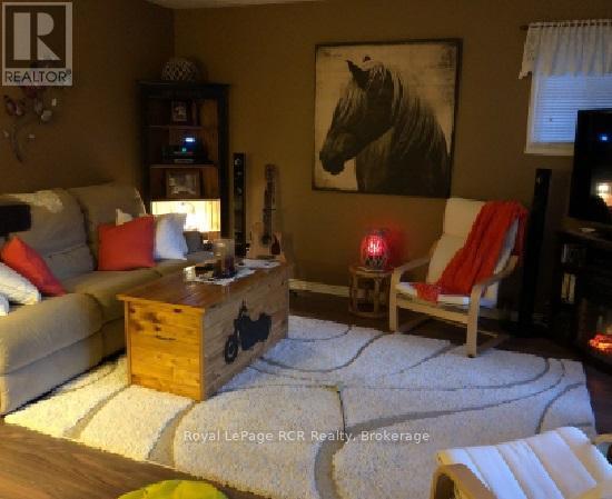












1245 SAUBLE FALLS ROAD N

,
South Bruce Peninsula,




Ontario
N0H2G0

