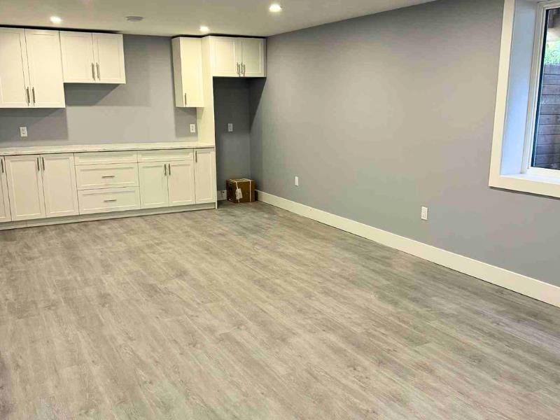 












7 Maple Leaf Row

,
Stratford,




PE
C1B 4C9

