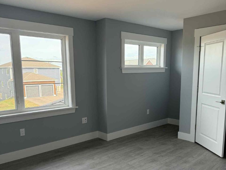 












7 Maple Leaf Row

,
Stratford,




PE
C1B 4C9

