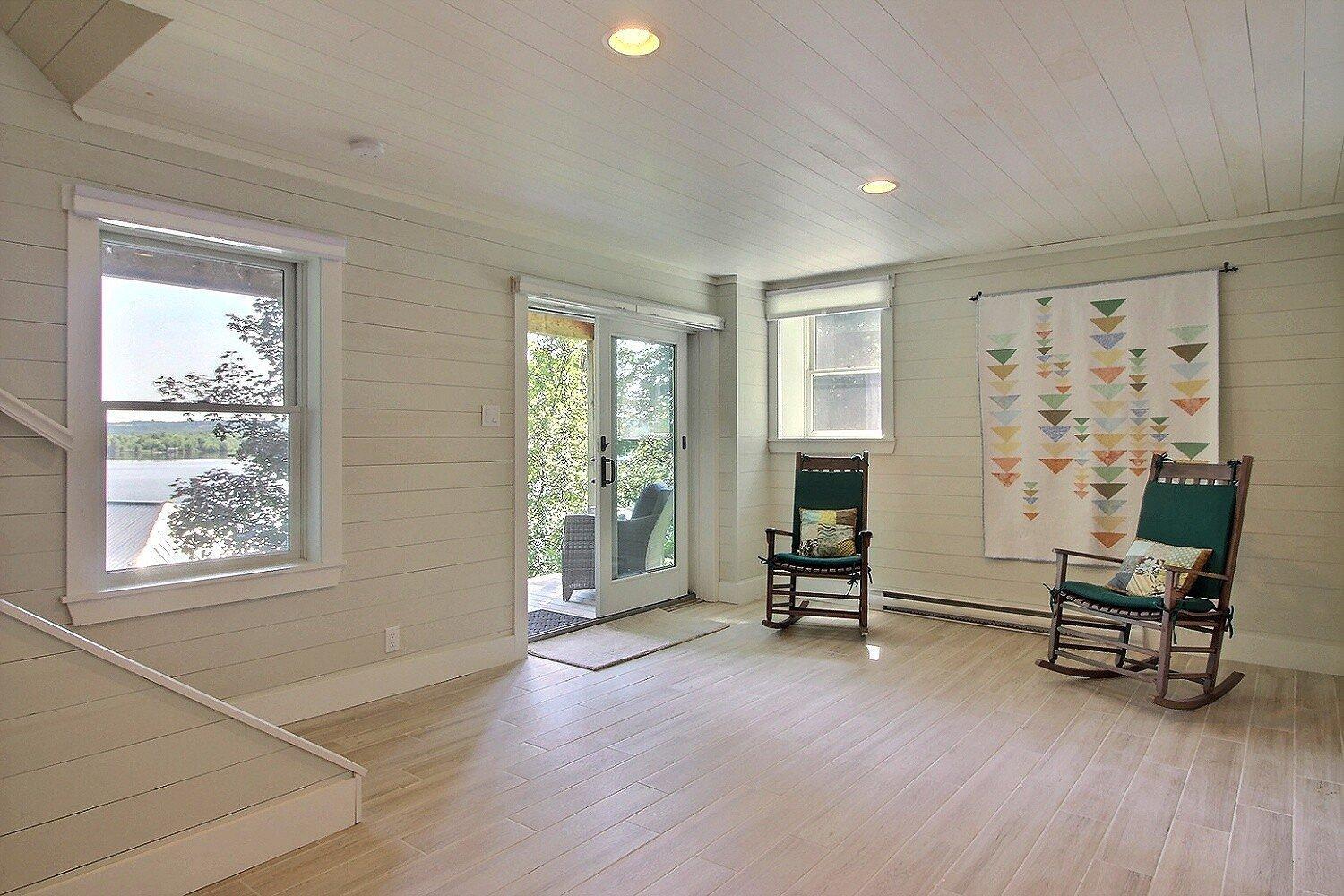 









323


Rue Simon

,
Ayer's Cliff,




QC
J0B1C0

