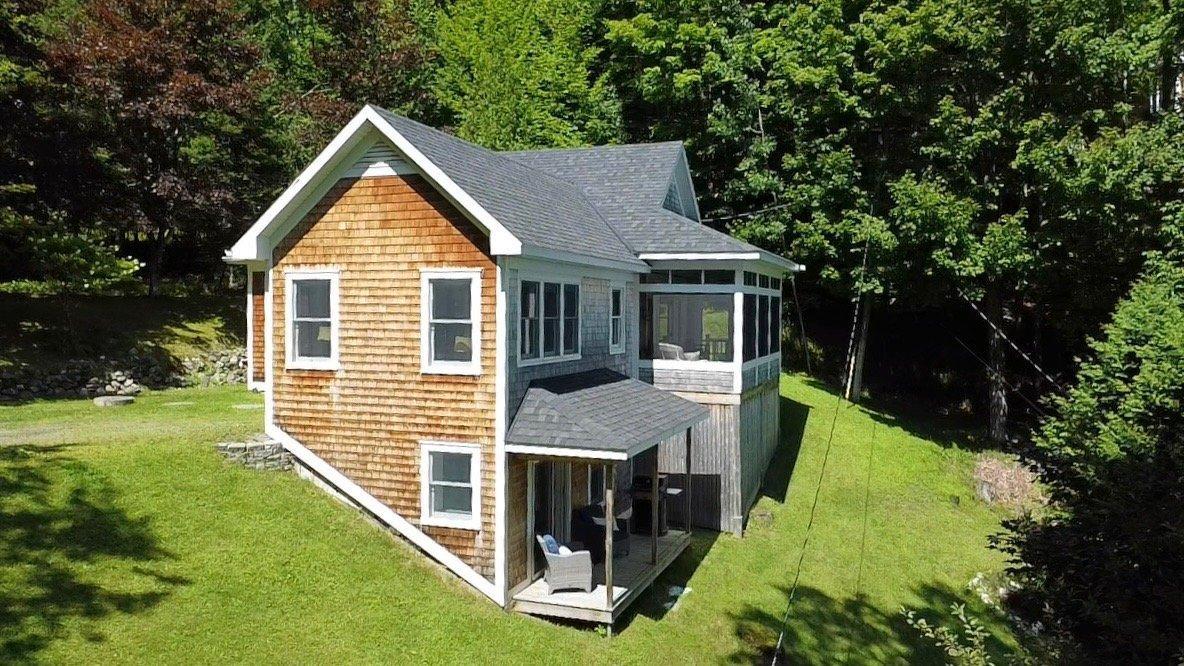 









323


Rue Simon

,
Ayer's Cliff,




QC
J0B1C0

