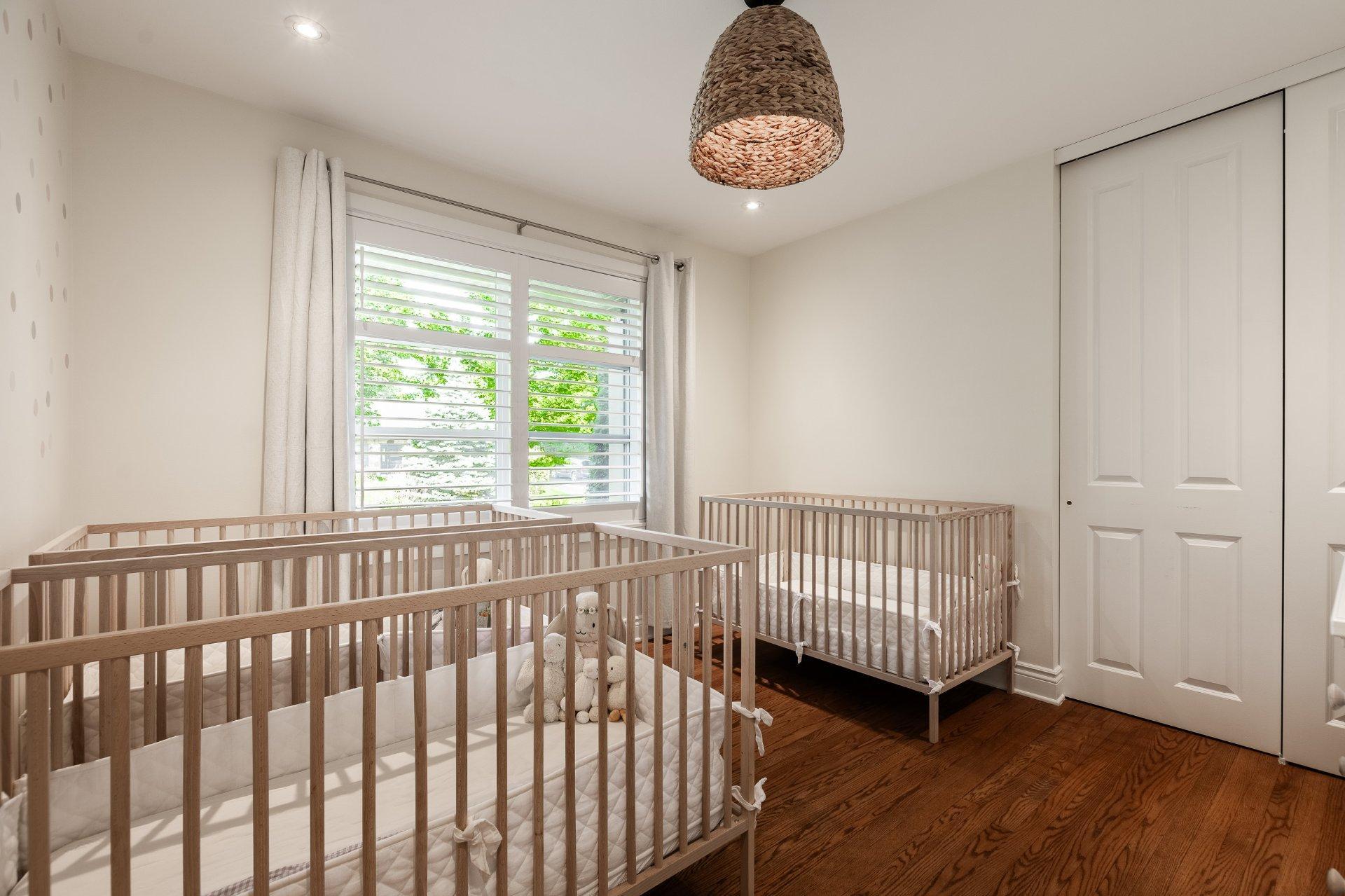 









2125


Rue de la Régence

,
Saint-Bruno-de-Montarville,




QC
J3V4B9

