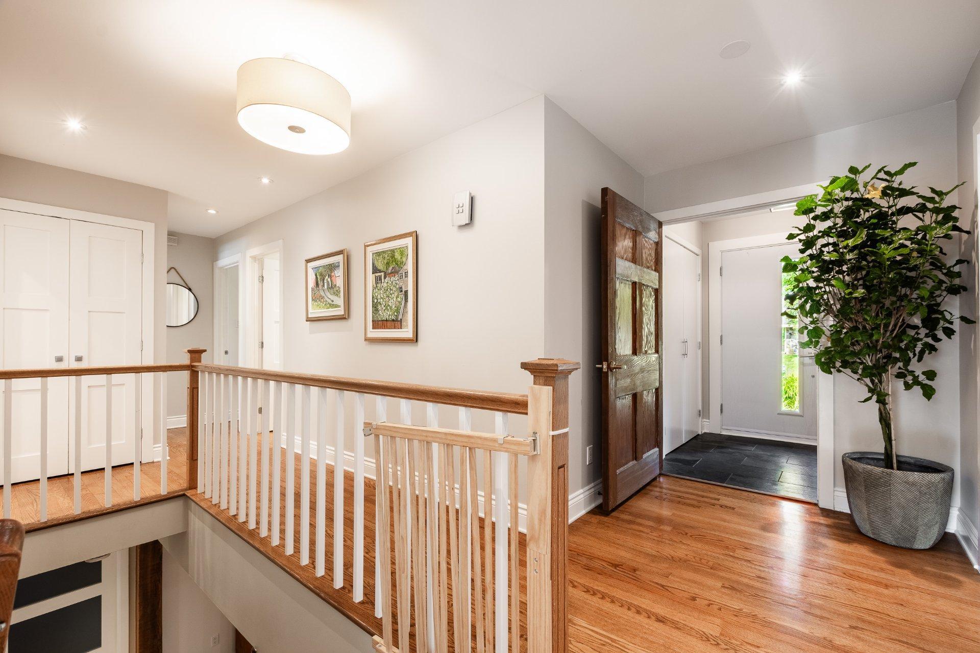 









2125


Rue de la Régence

,
Saint-Bruno-de-Montarville,




QC
J3V4B9

