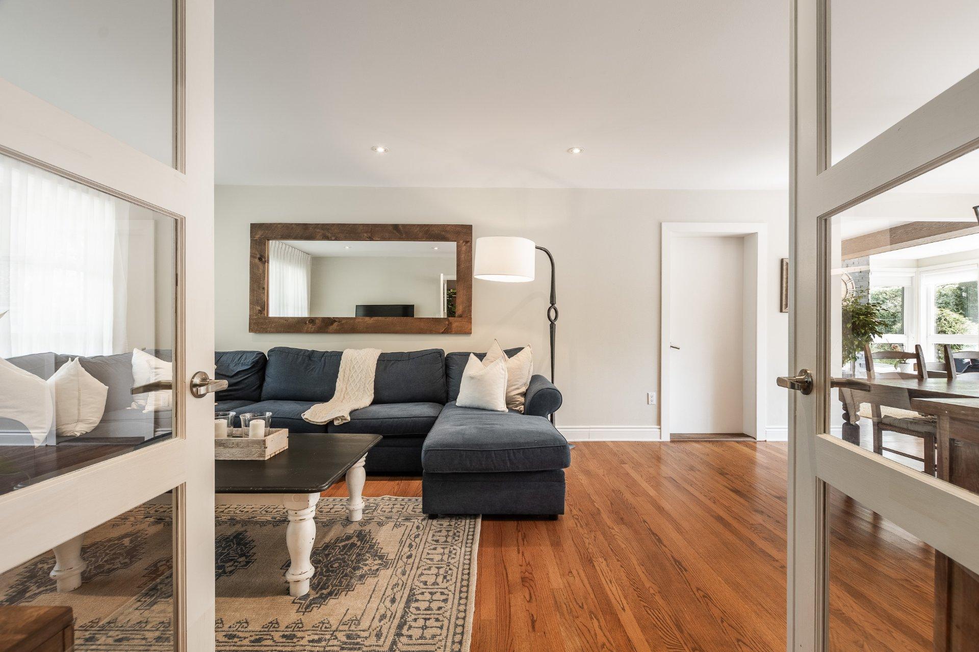 









2125


Rue de la Régence

,
Saint-Bruno-de-Montarville,




QC
J3V4B9


